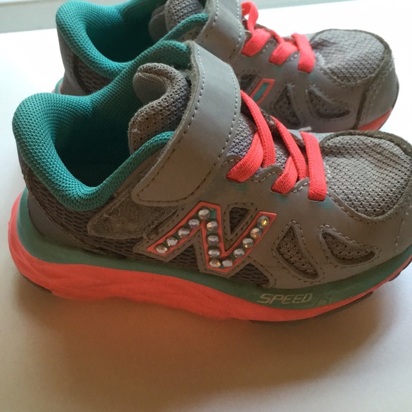 new balance with velcro closure